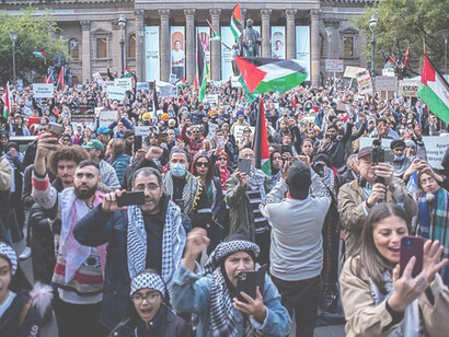 Over 10,000 people gathered in Melbourne, Australia, during the first of two protests, showing their unwavering solidarity with Palestine and its people, who continue to face relentless attacks and aggression from the Israeli government