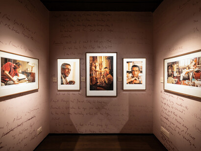 Faces and facets: Satyajit Ray in colour, exhibition view. Courtesy of DAG