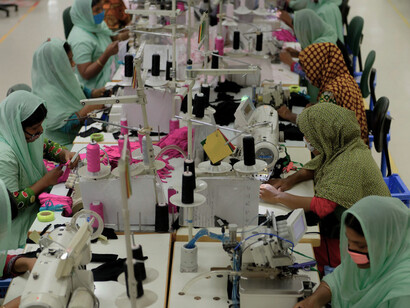 Tailors work at a local garment factory in Bangladesh, photo: Marcel Crozet, International Labour Organization 