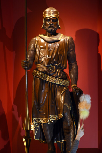 Putting the finishing touches to statue a of a Baron usually in the chamber of the House of Lords (c) Palace of Westminster on display in Magna Carta Law Liberty Legacy at the British Library. Photography © Clare Kendall