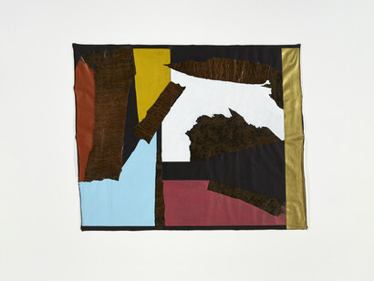 Francis Offman, Senza titolo, 2019-2021, acrilico, inchiostro, carta, fondi di caffè, cemento Fondu, gesso di Bologna su lino, cm166x202, foto C. Favero