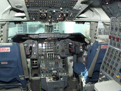 Boeing 747-100 Nose Section and Cockpit. Courtesy of Hiller Aviation Museum