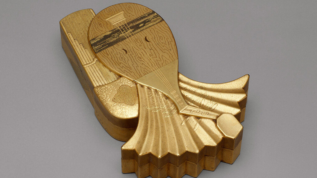 Box in the Shape of Musical Instruments, Japanese, Edo period, late 17th–mid-18th century, lacquer. Musée national des Châteaux de Versailles et de Trianon. Photo: Thierry Ollivier. © RMN–Grand Palais/ Art Resource, NY
