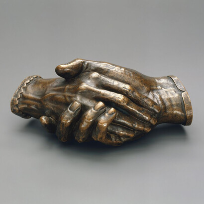 Mãos Entrelaçadas de Robert e Elizabeth Barrett Browning (1853), em bronze