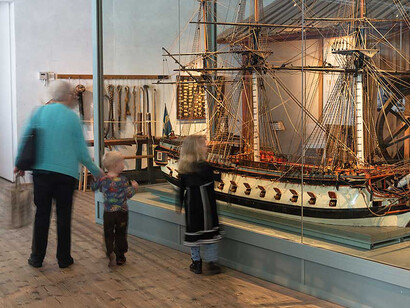 Shipbuilding. Courtesy of Sjöhistoriska museet