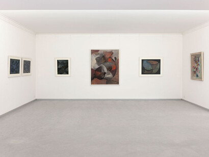 Verschiedene Künstler, Weltkunst für frieden und freiheit, ausstellungsansicht. Mit freundlicher genehmigung von Galerie Henze & Ketterer