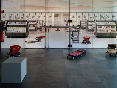 Work it, feel it! Exhibition view.Courtesy of Kunsthalle Wien