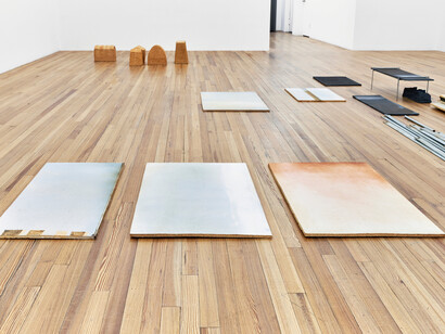 He Xiangyu, The radiance of liberty, exhibition view. Courtesy of Andrew Kreps Gallery 