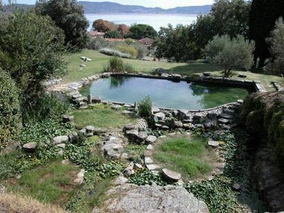 Isola Polvese (PG), Villa Citterio, giardino con piscina (Pietro Porcinai, 1959-60)