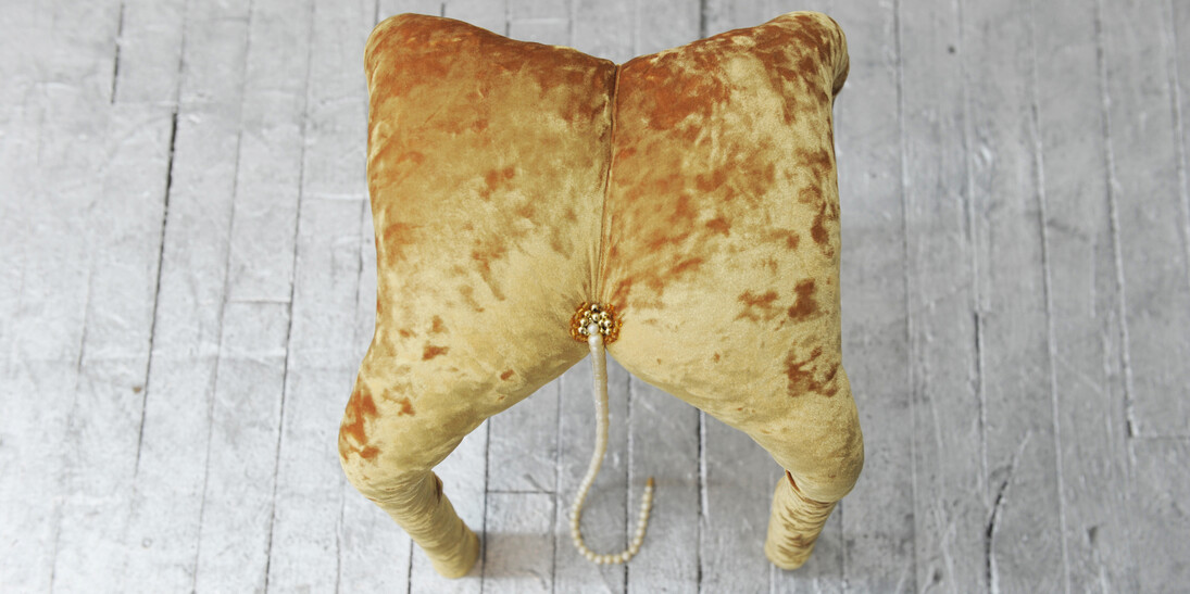 Patton.JPG   Stool (re-sampled), 12 x 12 x 20 inches, velvet, pearls, and beads, 2018