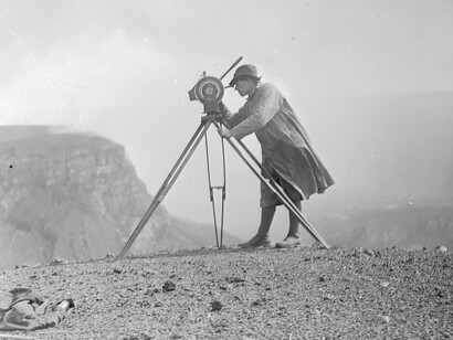 Mr. Akeley’s Movie Camera. Courtesy of Field Museum