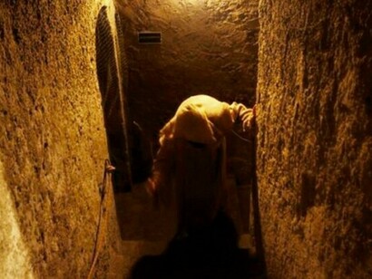 Il munaciello rimanda a fatti misteriosi a seguito dei quali rimangono presenze inquietanti