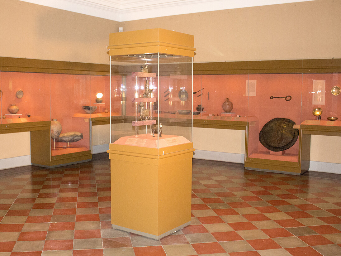 The Culture of the Caucasus, Exhibition view. Courtesy of The State Hermitage Museum