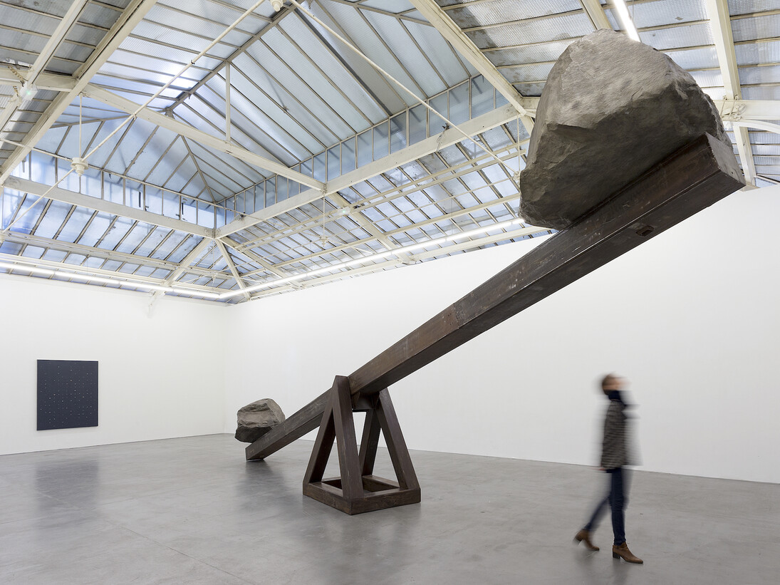 Hundred Thousand Light Years, exhibition view. Courtesy of VNH