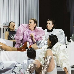 Der zähmung widerspenstigkei. Mit freundlicher genehmigung des Deutschen Theaters