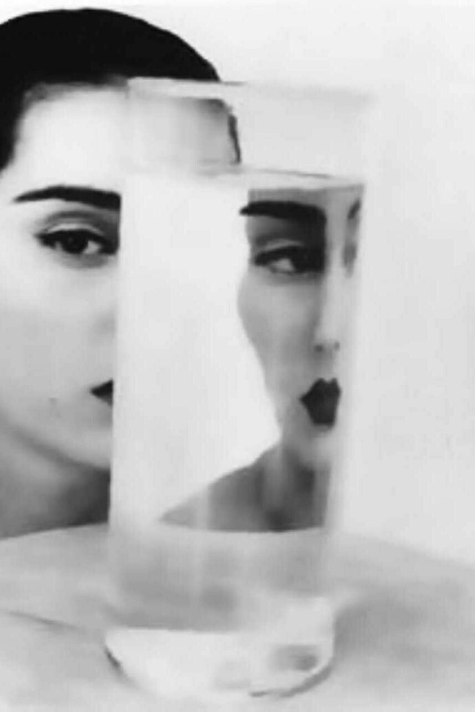Rosima with Vase, 1984 - Archival pigment print David Seidner Archive