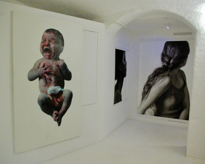 Clio Newton. Courtesy of Galerie Benjamin Eck