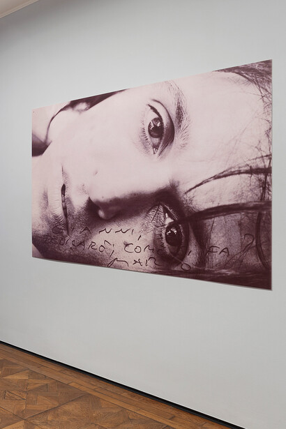 Mario Schifano, Gianni Malabarba, Pittura e poesia, vista della mostra. Per gentile concessione di Anna Defrancesco