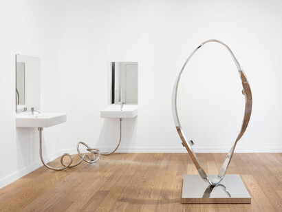 View of Elmgreen & Dragset's exhibition 'New Tenants'
at Perrotin Matignon, 2021. Photo: Tanguy Beurdeley. ©
Elmgreen & Dragset / ADAGP Paris 2021. Courtesy of the
artists & Perrotin.