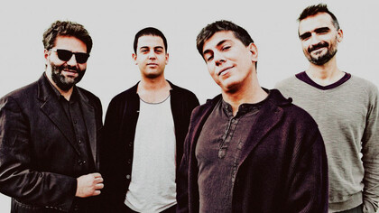 Aparticle è una band dalla matrice fortemente elettrica