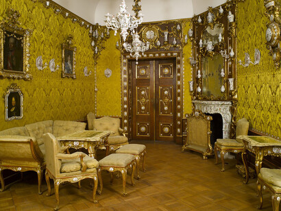 300 Years Of The Vienna Porcelain Manufactory. Courtesy of MAK