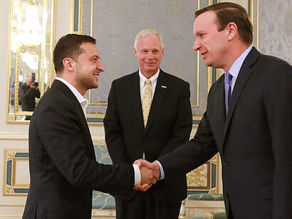 Ukrainian President Volodymyr Zelensky and U.S. Senator Chris Murphy held important talks on Ukraine's security and future prospects