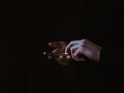 Cyberbullismo. Un Maramaldo della rete: uno stupido  che arreca danno a un altro, senza ricavarne beneficio, con le aggravanti della banalità, della volgarità  e della certezza dell’impunità