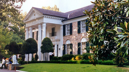 Graceland mansion, Memphis © Steven Martin