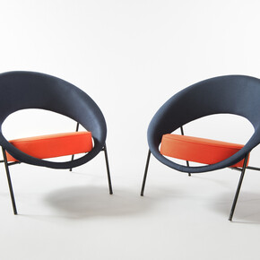 Dangles & Defrance, paire de fauteuils 44, Courtesy Galerie Pascal Cuisinier 