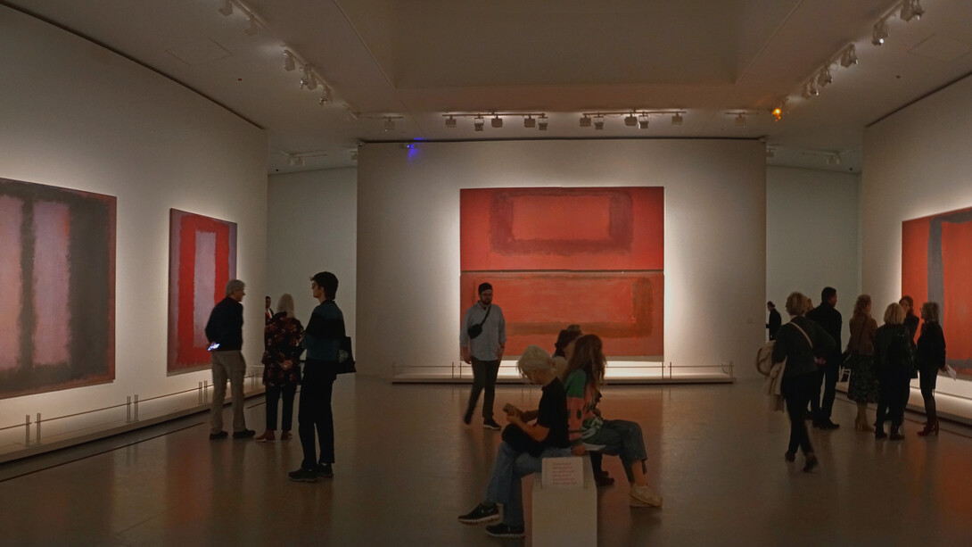 Les Seagram Murals de Mark Rothko installés dans l'exposition Rothko à la Fondation Louis Vuitton à Paris le 18 mars 2024. Photographie de Jean-Pierre Dalbéra