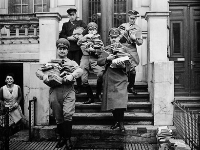 Il sequestro dei libri a Berlino nel 1933