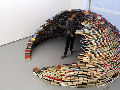 Book Igloo by Miler Lagos
