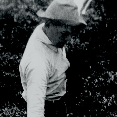 Un joven Hemingway pescando en el lago Michigan