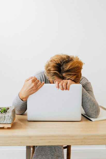 El agotamiento incrementa la reactividad de la amígdala, lo que genera mayor sensibilidad emocional y estrés