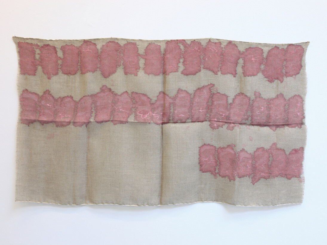 Giorgio Griffa, Senza titolo, 1977, acrylic on jute, 78 x 139 cm