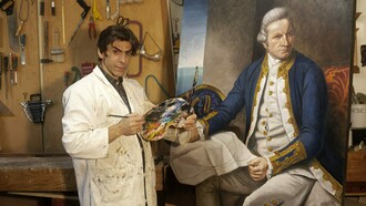 Cataldo Valente mentre dipinge il ritratto dell’esploratore James Cook per una sala del Museo di Antropologia e Etnologia di Firenze 