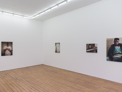 Mike Silva, installation view. Courtesy of The Approach