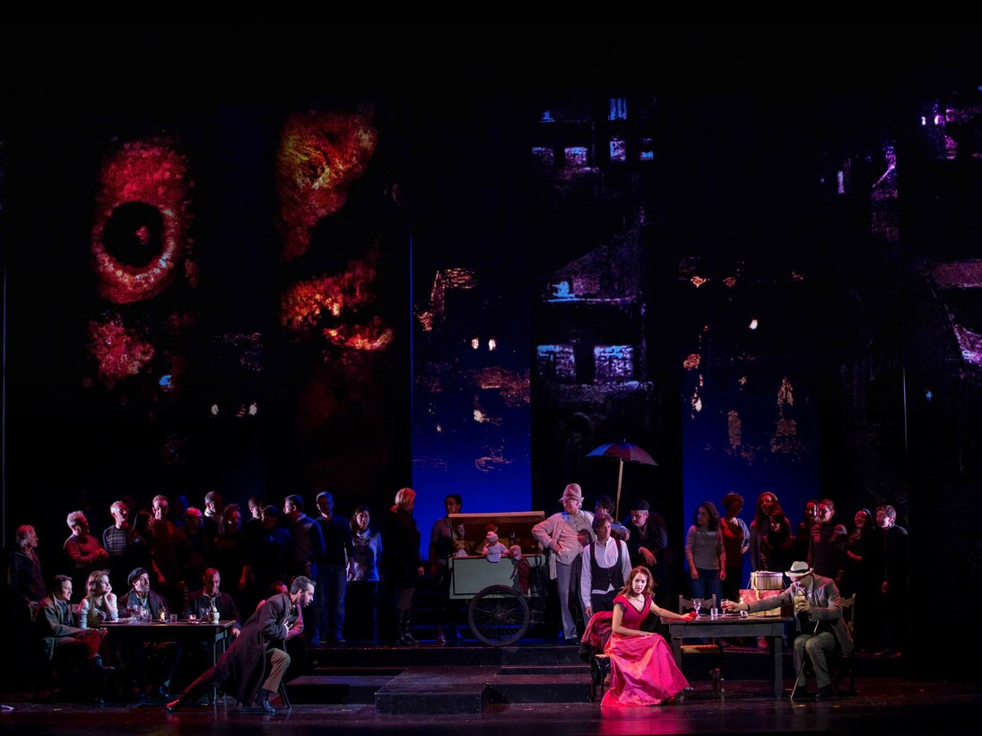 Una scena de La Bohème nel nuovo allestimento di Cristina Mazzavillani Muti