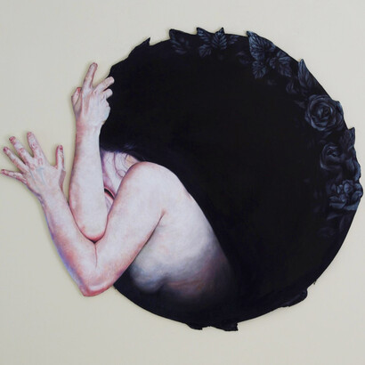 Tanya Gomelskaya creates mesmerizing three-dimensional paintings that captivate viewers