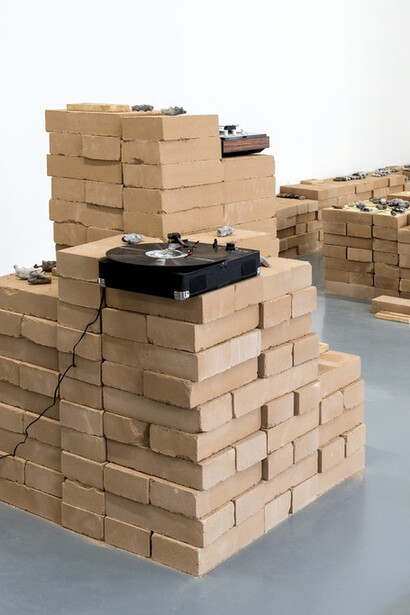 Lerole: footnotes. Courtesy of Witte de With Center for Contemporary Art