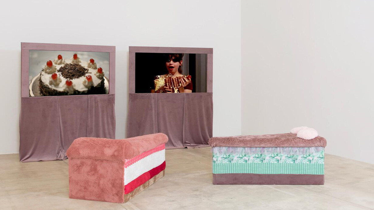 Various artists, Sommerausstellung, exhibition view. Courtesy of Galerie Hubert Winter