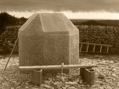 «El Alma del Mundo» estará compuesta por dos elementos fundamentales: la esfera de la Tierra, y un inmenso cubo que se imagina inscrito en su interior, y cuya diagonal será de 12.756 kilómetros.