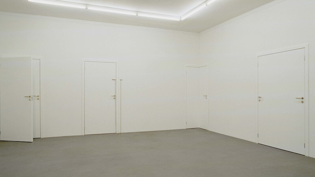 Elmgreen & Dragset, Powerless Structures (8 doors), 2000-2002. SMK. Photo: © Anders Sune Berg © Elmgreen & Dragset