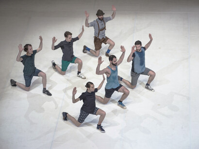 Alessandro Sciarroni, Karim Zeriahen, "FOLK-S in Sudtirolo", foto di Andrea Macchia