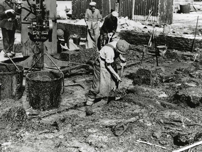Docklands at War. Courtesy of Museum of London Docklands