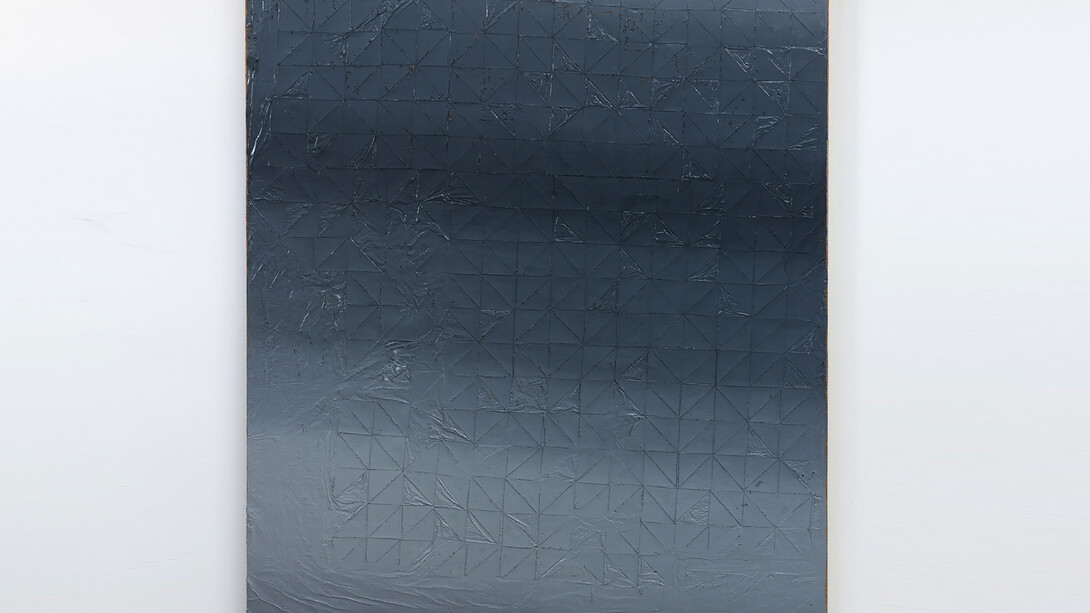 Mark Hagen, To Be Titled (Gradient Painting 45), 2014, acrylic on burlap over panel, 68 x 52 x 1.5 in. 172.72 x 132.08 x 3 © Mark Hagen, Courtesy Marlborough Chelsea