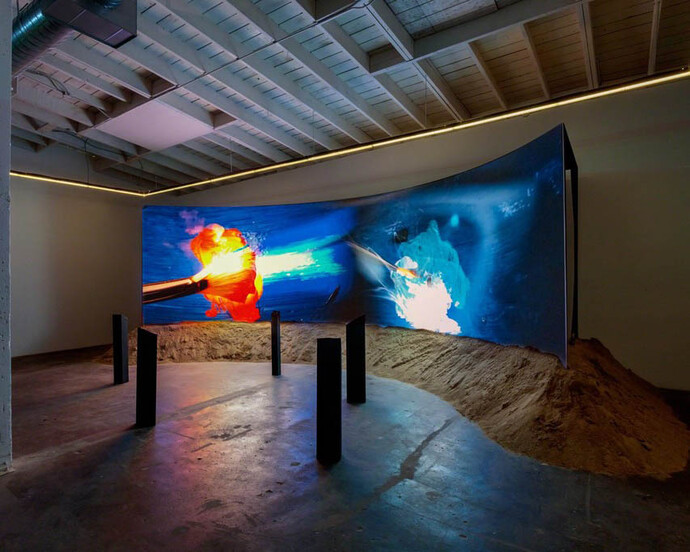 Dark Daze. Courtesy of Baert Gallery 