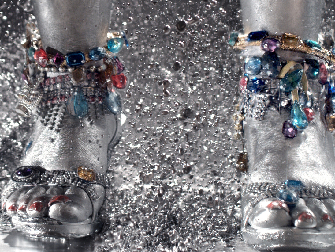 Marilyn Minter, Still from Smash, 2014, HD digital video, 7:55 min. Courtesy of the artist, Salon 94, New York, and Regen Projects, Los Angeles