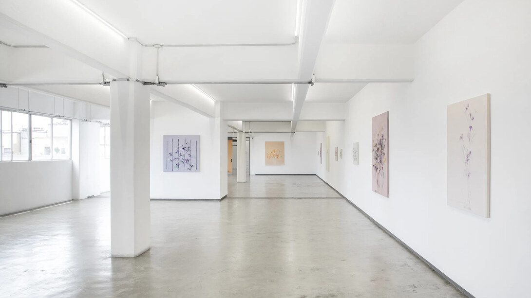 Atsuki Fujimoto, Sense of the wind, sunlight, serene place, exhibition view. Courtesy of Saenger Gallery