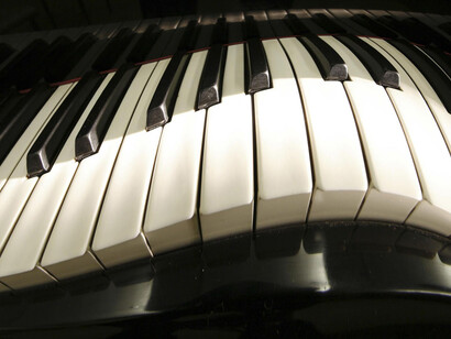 El teclado de un piano